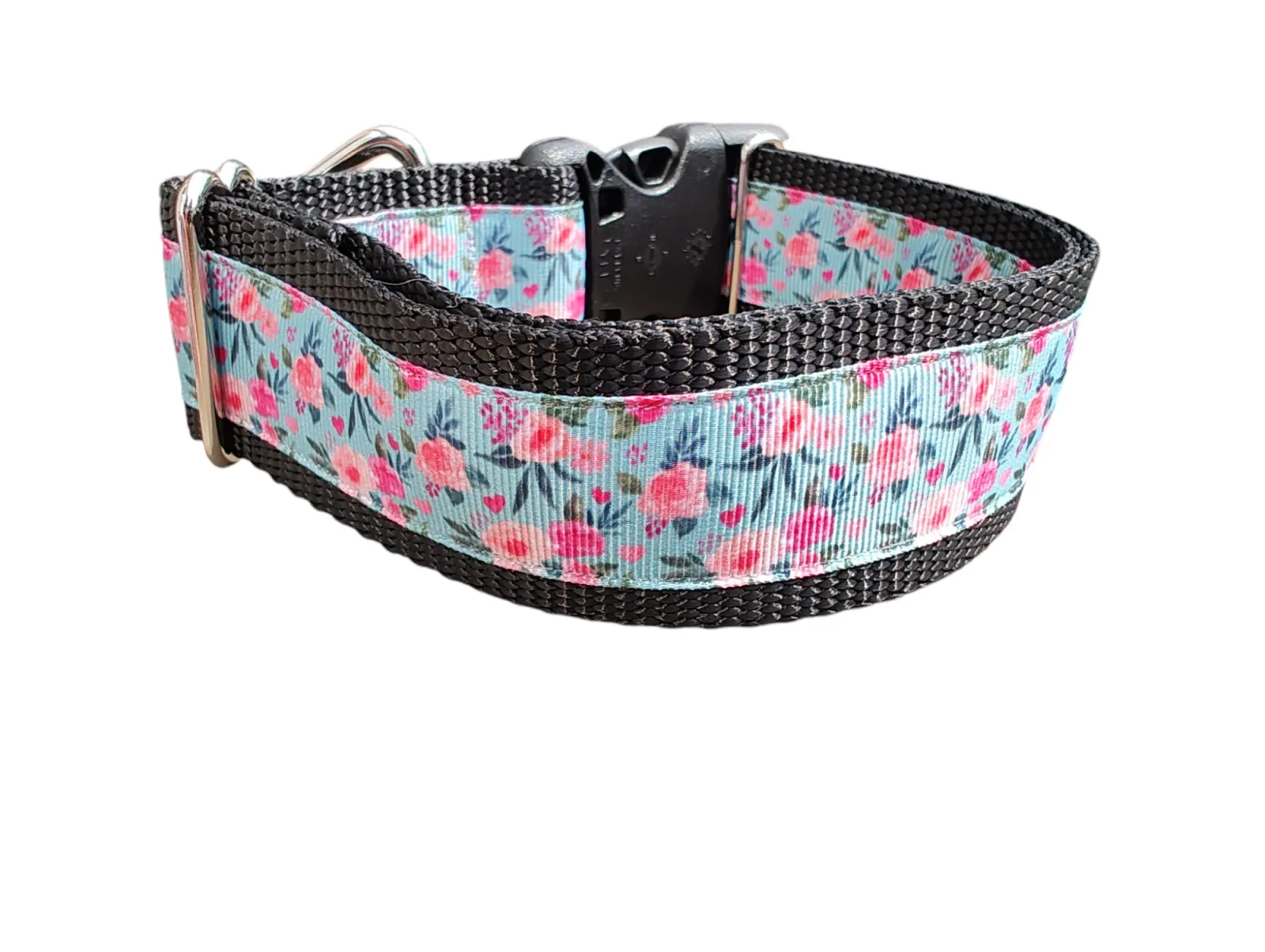 1.5" Wide Floral Blooms and Hearts Nylon Dog Collar