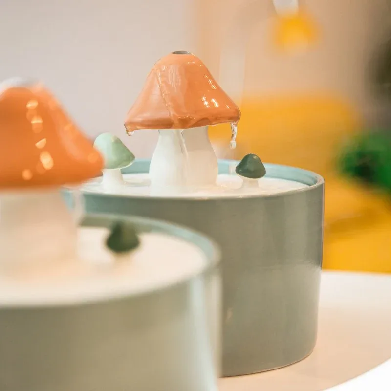 61oz / 1.8L Mushroom Cat Water Fountain - Image 2