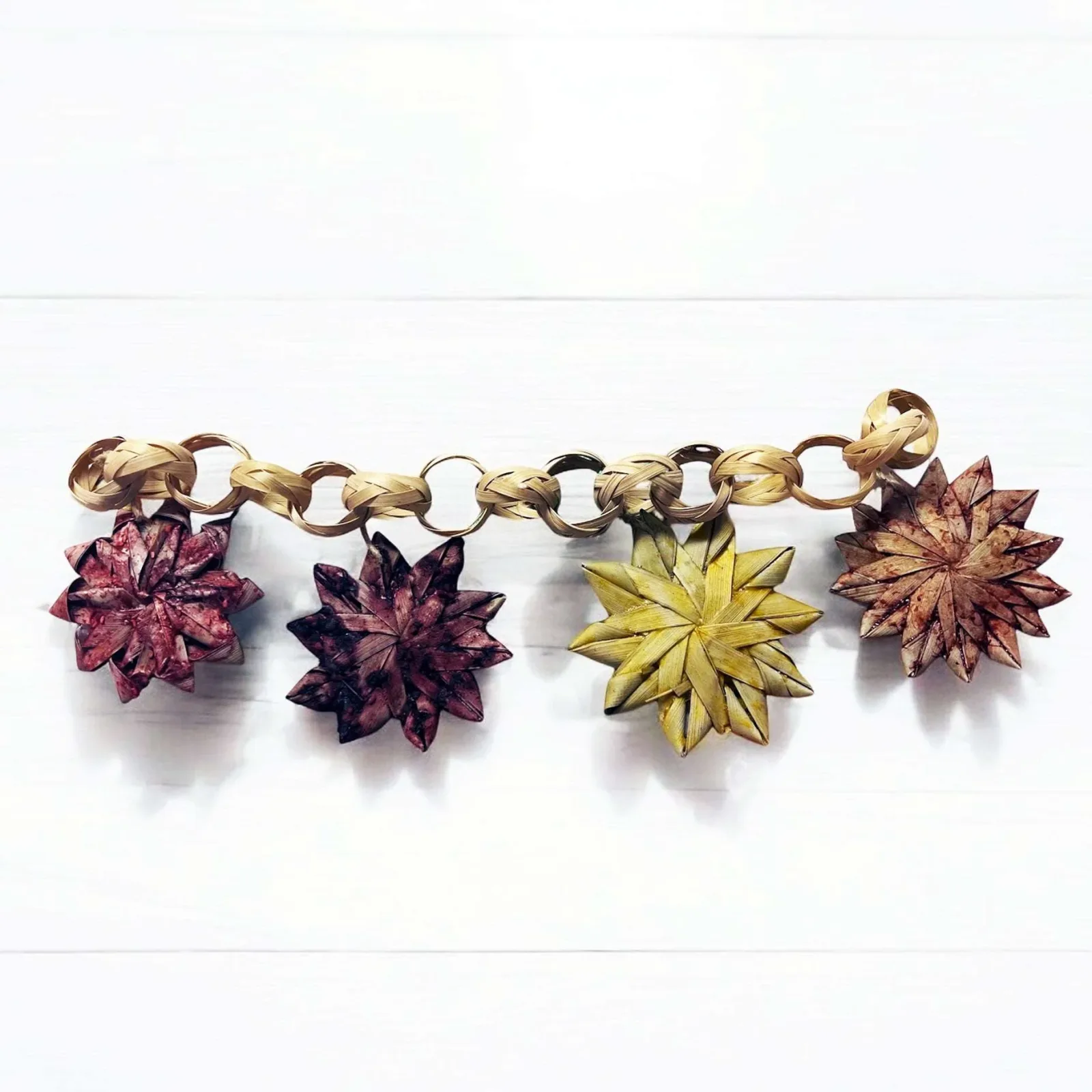 Daisy Chain | SEASONAL