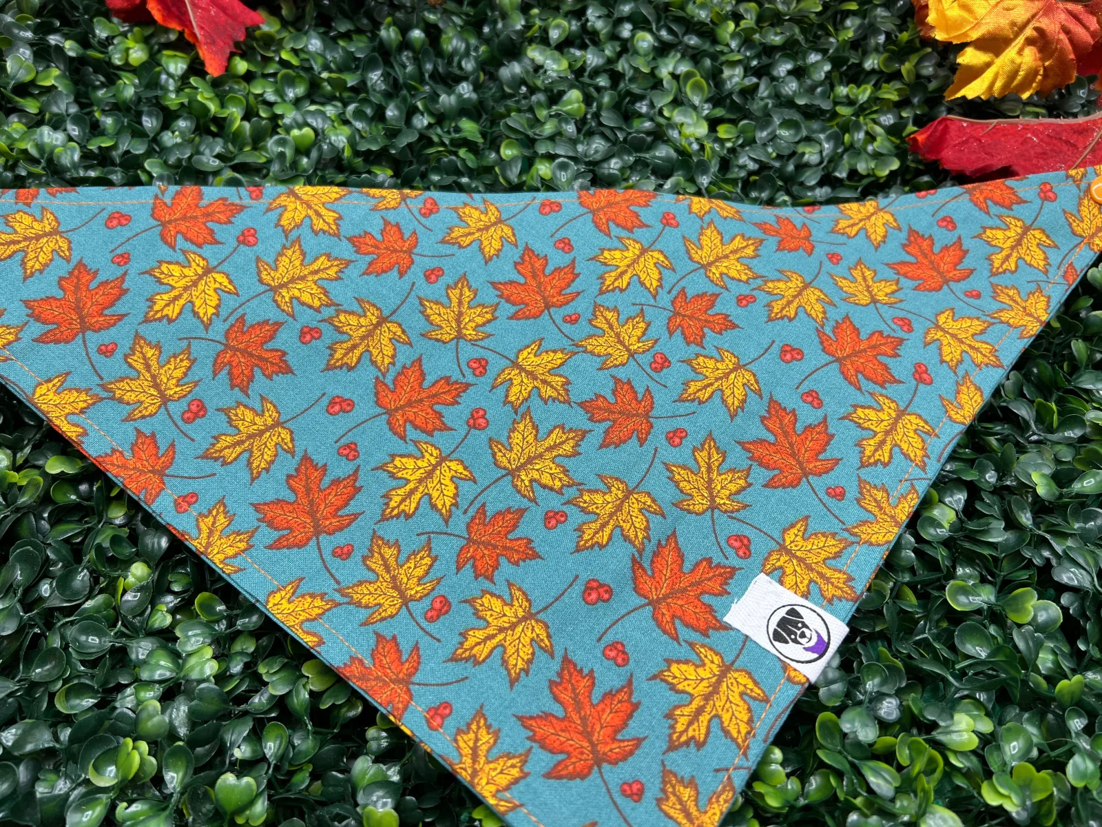 Falling Leaves Bandana - Image 2