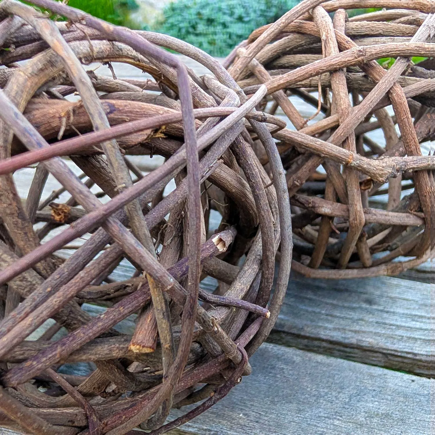 Grape Vine Ball - UNPEELED | NEW - Image 2