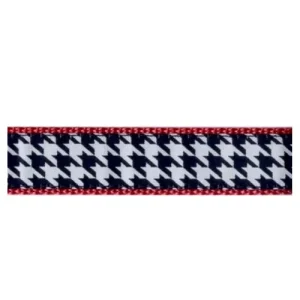 Houndstooth on Red