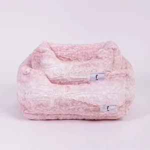 Cashmere Dog Bed in Pink Fawn