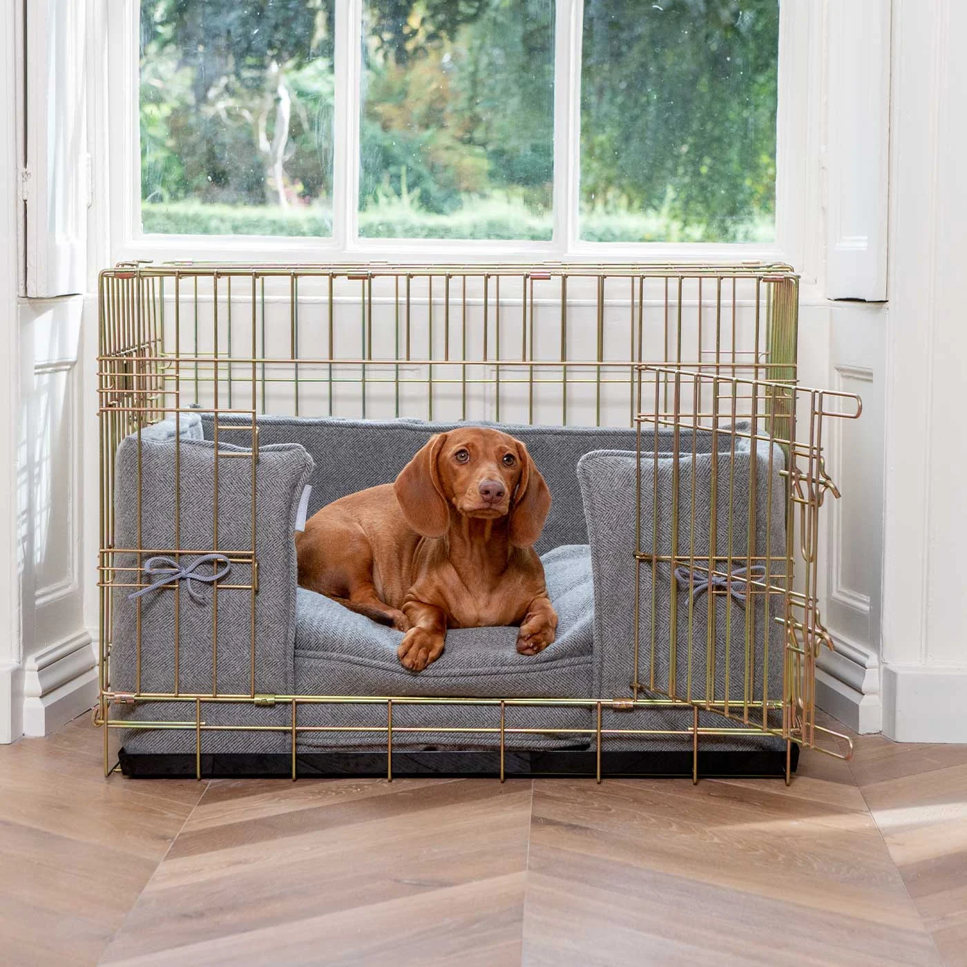 Dog Crate with Cushion & Bumper in Pewter Herringbone by Lords & Labradors
