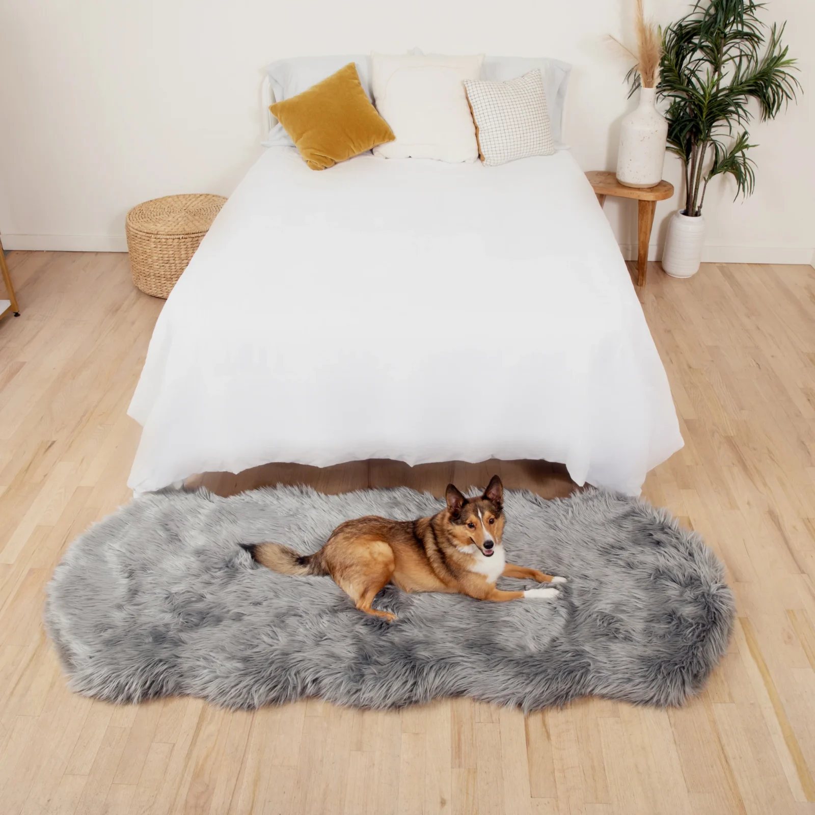 PupRug® Runner Faux Fur Memory Foam Dog Bed - Charcoal Grey