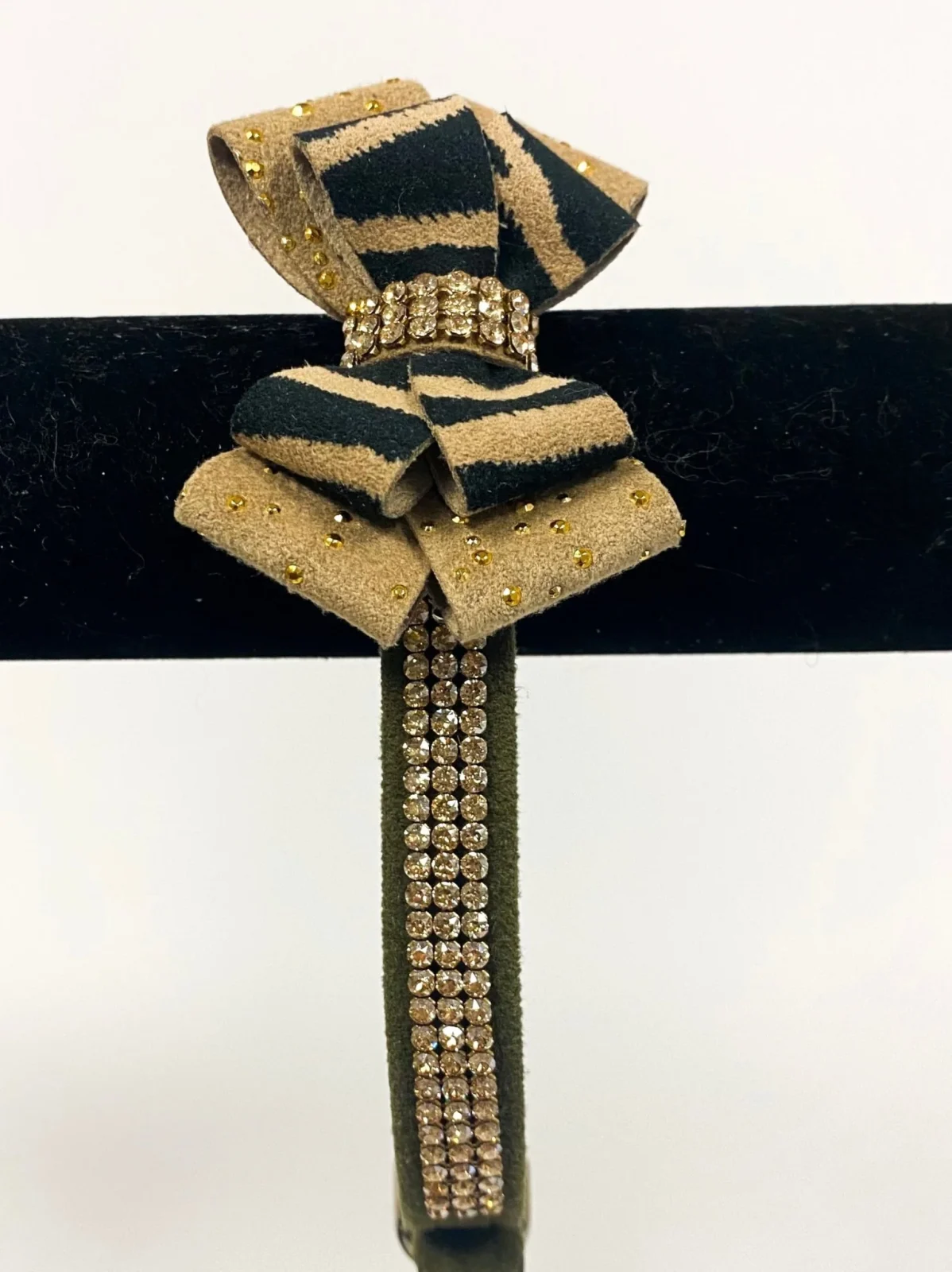 Susan Lanci "Into the Wild" Gold Crystal Collar - Image 2