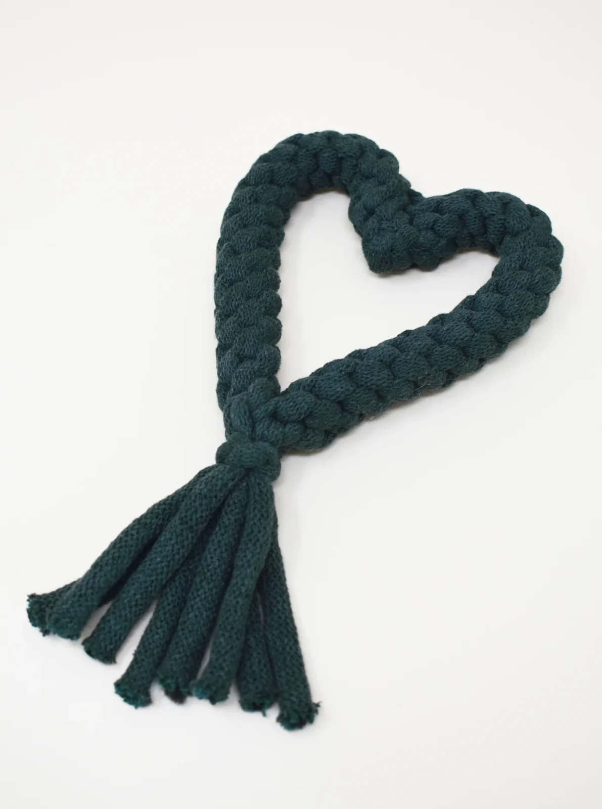 HOLIDAY HEART ROPE DOG TOY