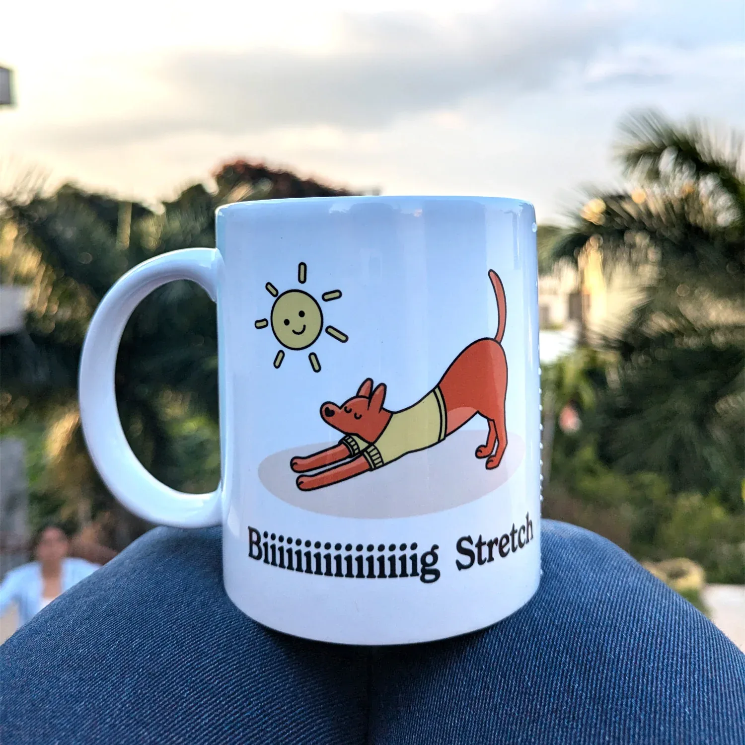 thePack Big Stretch Ceramic Coffee Mug (White) - Image 2
