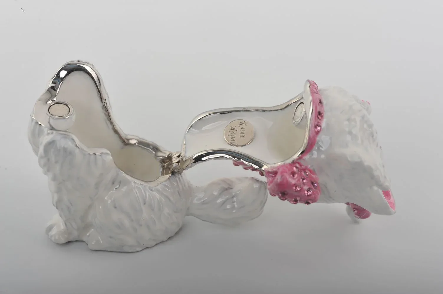 White and Pink Cat - Image 2